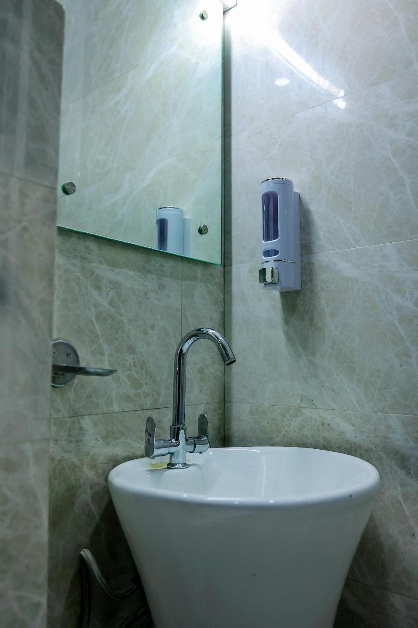 Agrah Stay - Kasa Lusso Stay Faridábád Kültér fotó